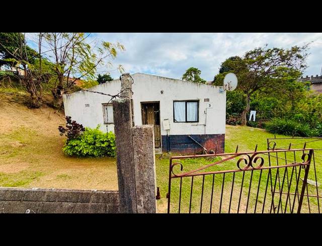 4 BEDROOM HOUSE FOR SALE IN UMLAZI
